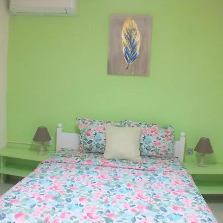 Guest house Family *